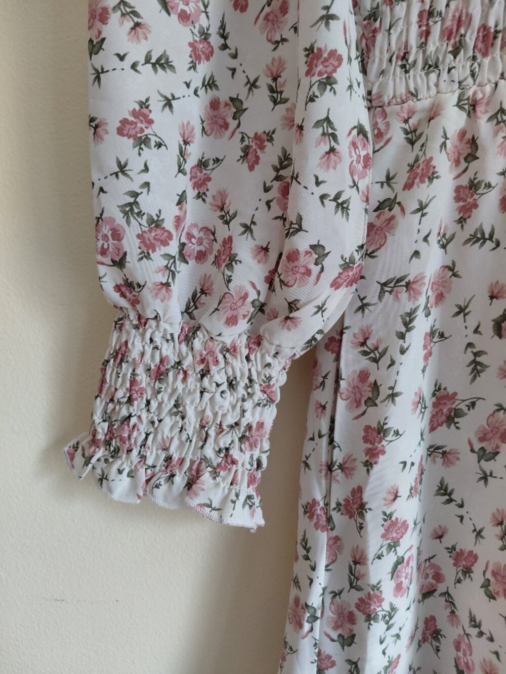 White Floral Long Sleeves Maxi Dress - Picture 3 of 7